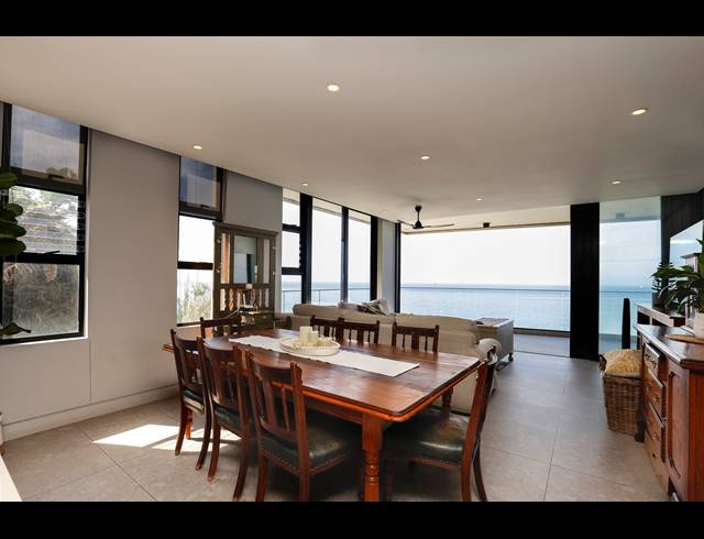 3 BEDROOM APARTMENT FOR SALE IN UMDLOTI BEACH